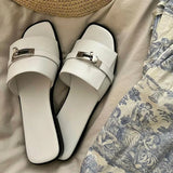 Selling Women's Slippers Open Toe Flat Heels Metallic Decor Designer Sexy Womens Mules Runway Flip Flops Sandalias