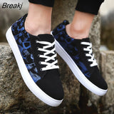 Fashion Cool Young Men Street Shoes Men Cloth Footwear Brand Mens Casual Shoes Male Canvas Shoes Black Red Blue