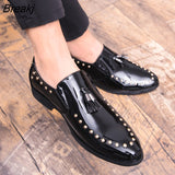 size leather shoes 38-46 punk style rivet point with a foot pedal bean shoes bright leather