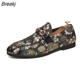 Chinese style embroidered leather shoes men large size personality horse title buckle business casual loafer