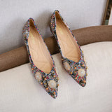 2024 Pointed Toe Women Flat Rhinestones Loafers Autumn Rivets Classic Ladie Flats Shoes Women's Ballet Flats Soft Boat