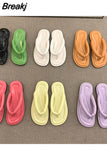 Flip Flops Beach Shoes Womens Slippers Outdoor Slides Candy Colors Fashion Pantofle Low Hawaiian Sabot Flat Luxury