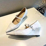 shoes Retro Mary Jane Shoes 2023 Designer Women's Pumps Fashion Women Patent Leather wedge High Heels Zapatos De