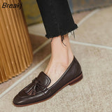 Leather Shoes Female British Style Comfortable Ladies Loafers Round Toe Tassel Deep Mouth Single Shoes Work Flat